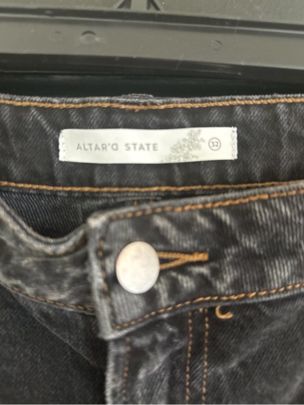 Altar'd State women’s Black baggy Jeans with Contrast Stitching